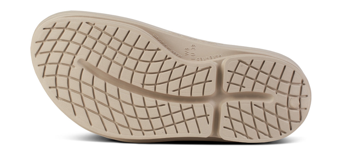 Women's OOmega OOahh Sandal - Nomad - Image 10