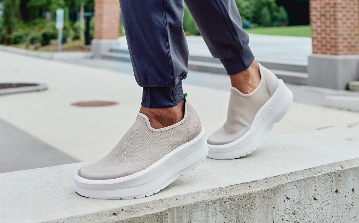 Women's OOmega eeZee Low Shoe - Nomad (FINAL SALE) - Image 4